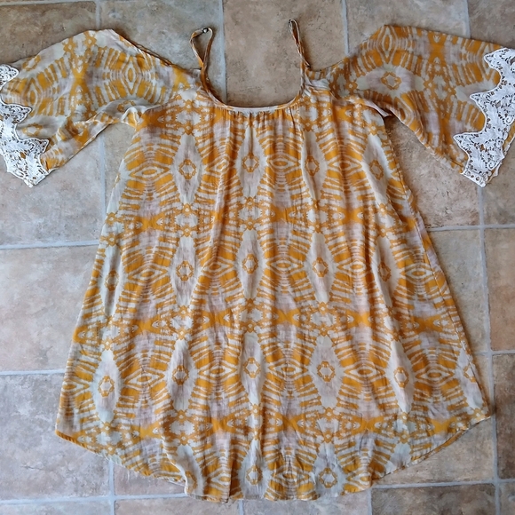 Xhilaration Gold Mini Dress with Ruffled Sleeves - Picture 1 of 2